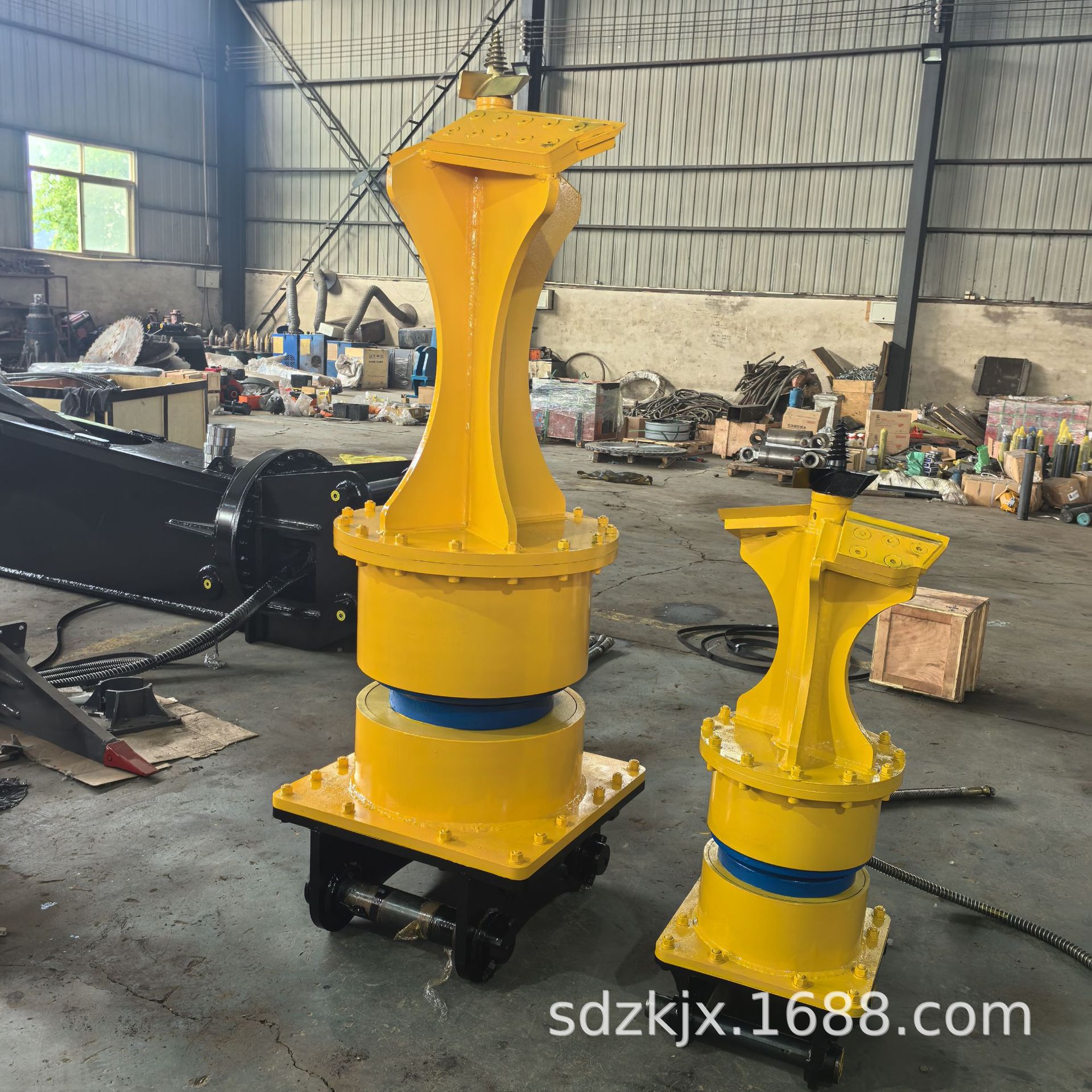 Zhongkai Supplies Small Hydraulic Tree Root Drills, Deep Digging Rigs for Tree Trunk Removal, and Hydraulic Tree Root Milling Drills