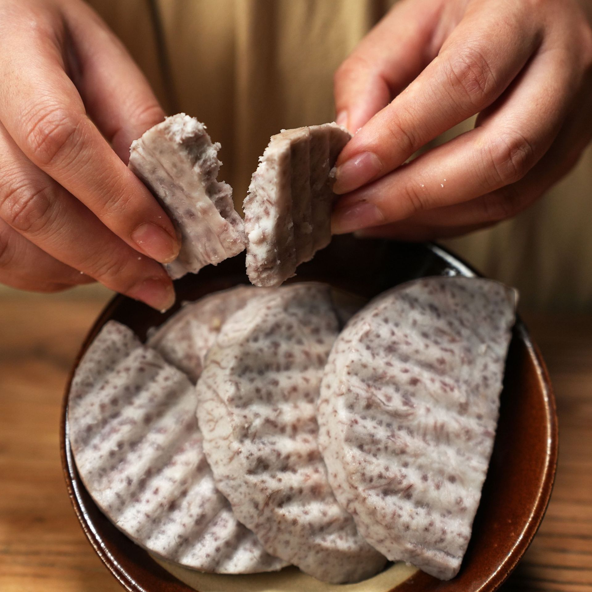 Authentic Fujian Extra Large Betel Nut Taro Fragrant Taro Wholesale Hotel Ingredients Pre-Made Dishes Frozen Betel Nut Taro Ripple Slices