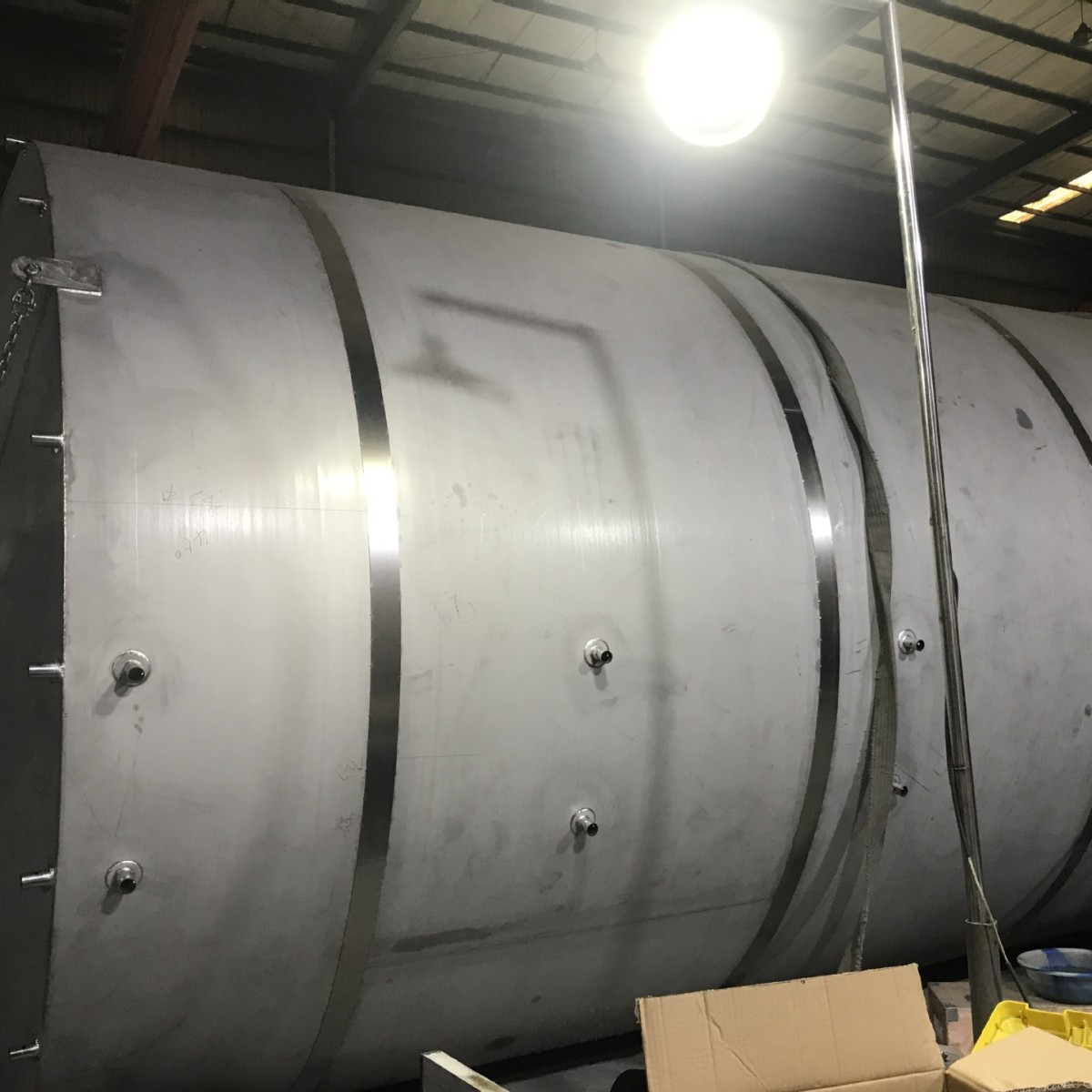 Chengdu Manufacturer Customizes Stainless Steel Large Vertical and Horizontal Storage Tanks, Food-Grade Fermentation Tanks, Wine Storage Tanks, and Oil Storage Tanks