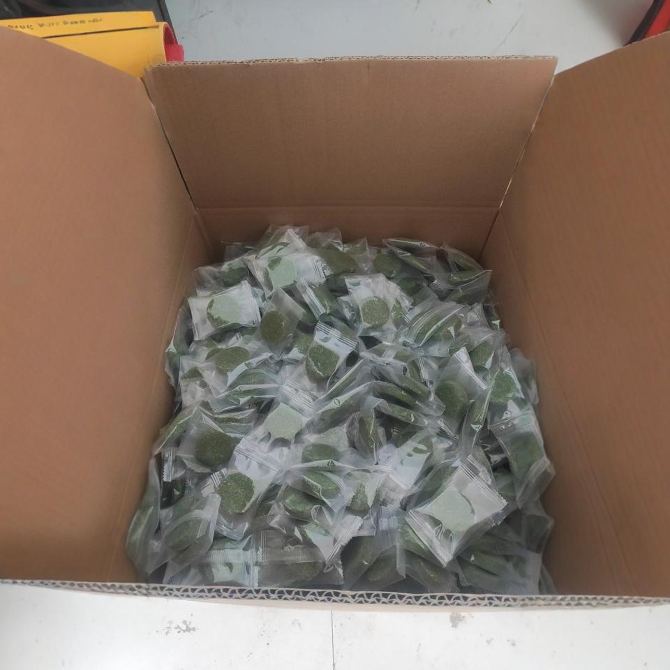 Индивидуально упакованные травяные пирожные, молярные пирожные из Тимофеевки, молярные печенья, индивидуально запечатанные для шиншилл и морских свинок