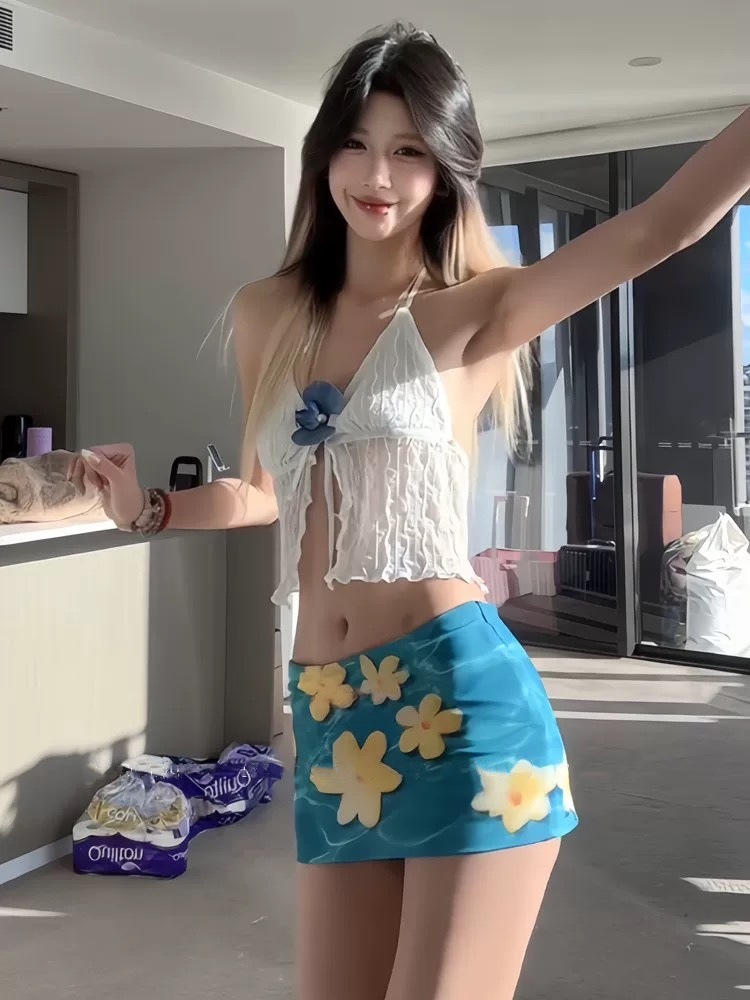 Pure Desire Style Three-dimensional Flower V-neck Lace Neck Vest Women's Summer Hot Girl Short Sexy Navel Sling Top