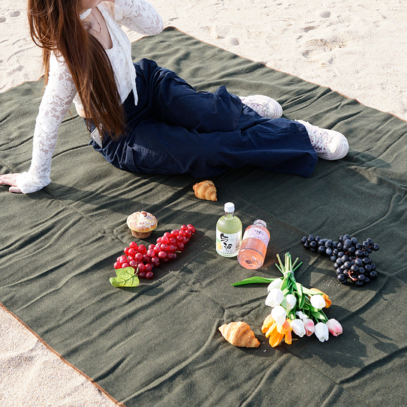 Factory wholesale convenient outdoor wool blanket camping camping blanket floor mat blanket blanket wool blanket