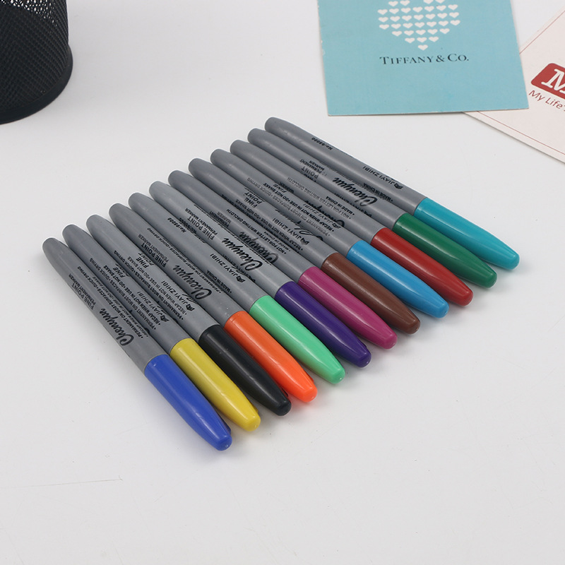 Factory wholesale twelve color oily marker pen color Gouxie Pen Waterproof scratch resistant oily marker pen