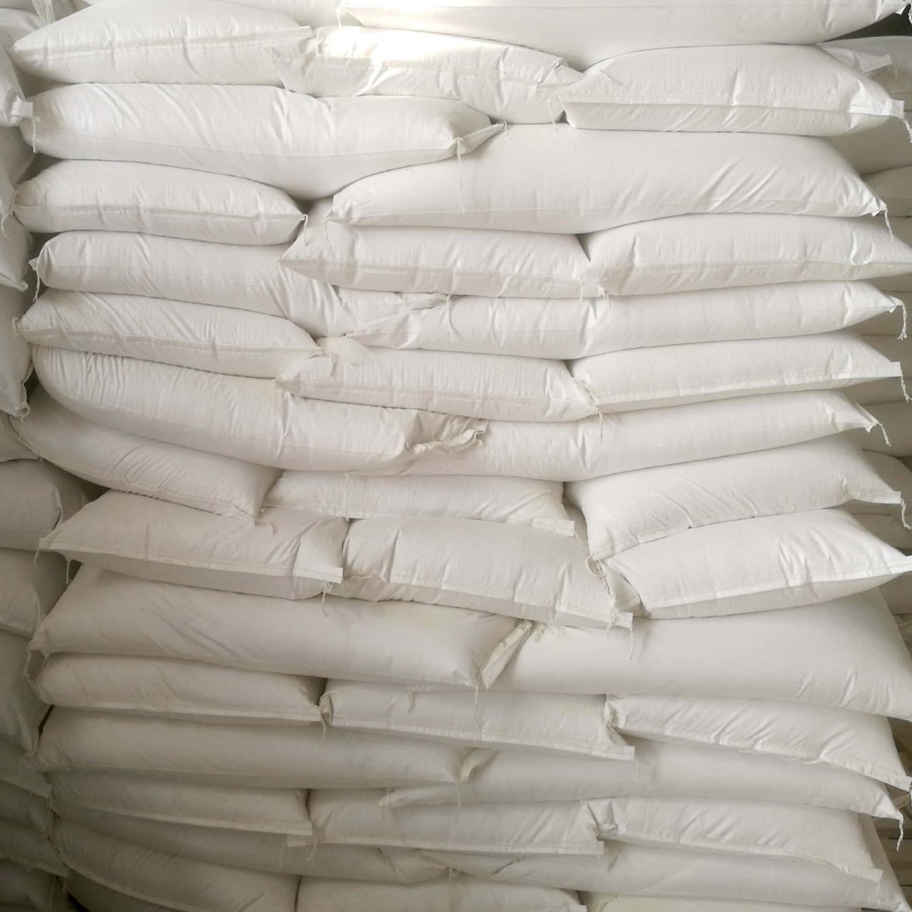 Gray-White Zeolite Powder 200 Mesh Feed Grade Fertilizer Grade Post-Forming Zeolite with High Silica Content