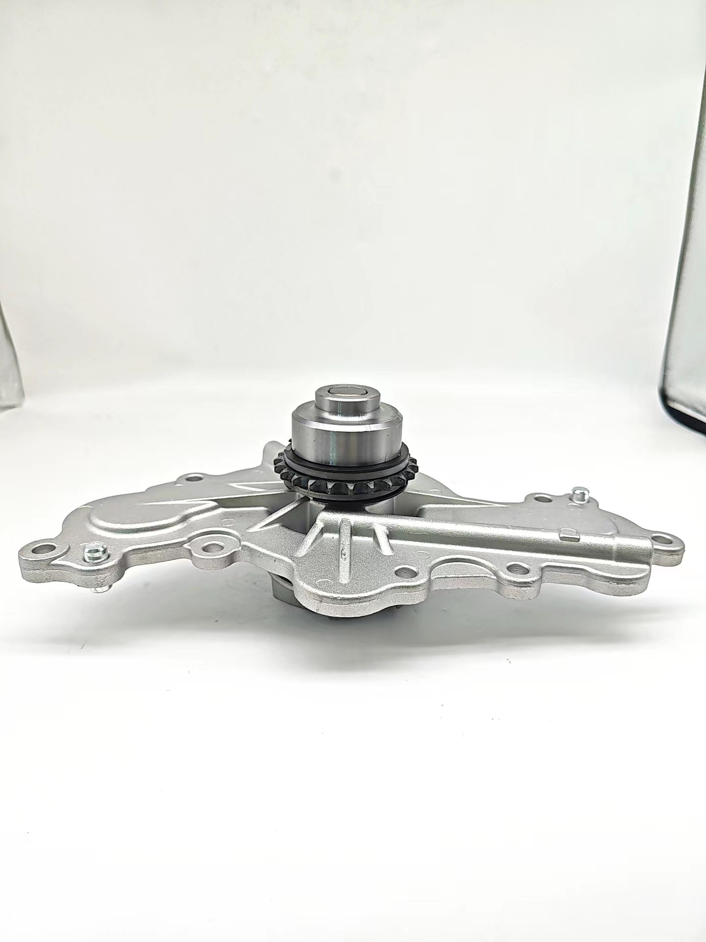 Manufacturer Supplies Aw6023 43318 252-955 125-3310 At4Z-8501-B Hot Selling Water Pump