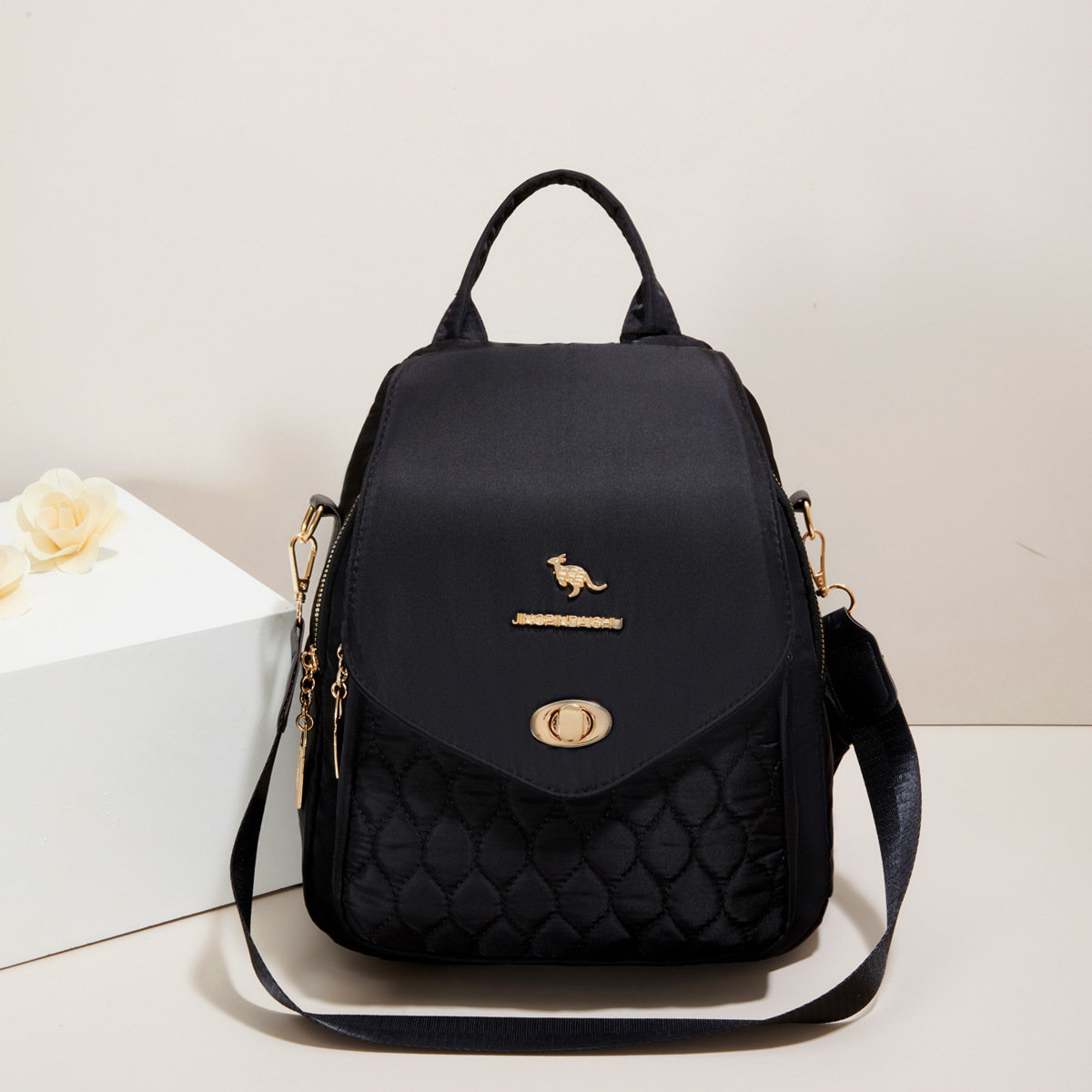 Spring and Summer Kangaroo Backpack for Women, Lightweight, Fashionable and Versatile, Multi-Functional Large-Capacity Casual Backpack for Women