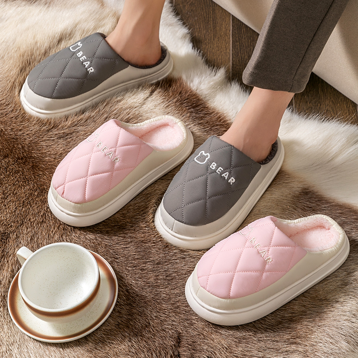 Jie Liya  Waterproof Cotton Slippers for Men in Autumn and Winter New Indoor Home Thick-Soled Non-Slip Cotton Slippers for Women