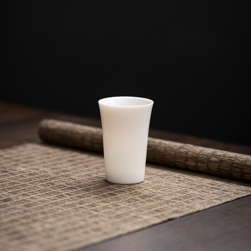 Raw Ore Handmade Suet Jade Porcelain Fragrant Cup Ceramic Small Tasting Cup Kung Fu Tea Set Cup Tea Cup Dehua White Porcelain