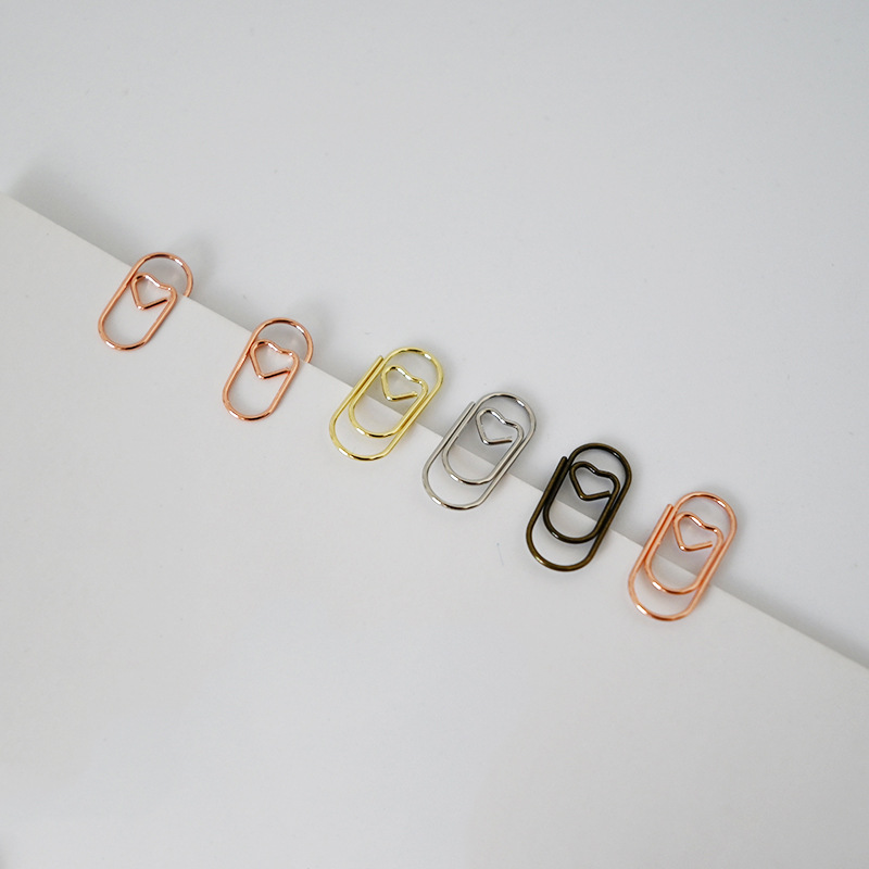 Cross-border hot selling mini heart-shaped paper clip wholesale free shipping 20mm love heart-shaped clip Moon small pin paper clip