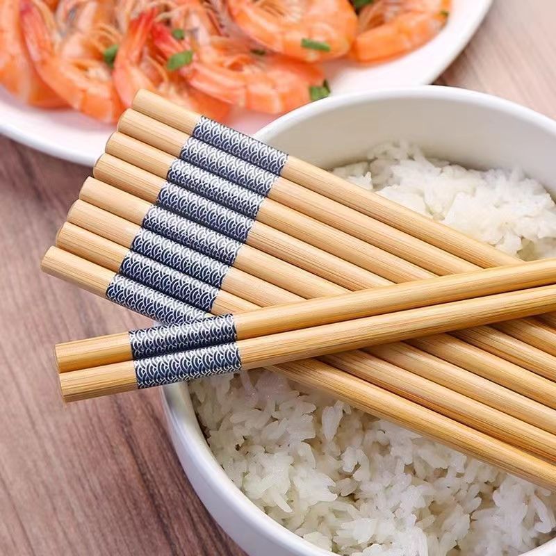 Customized Wholesale Bamboo Chopsticks, Creative Chinese-Style Household Bamboo Chopsticks, High-Value Fish Scale Print Tableware