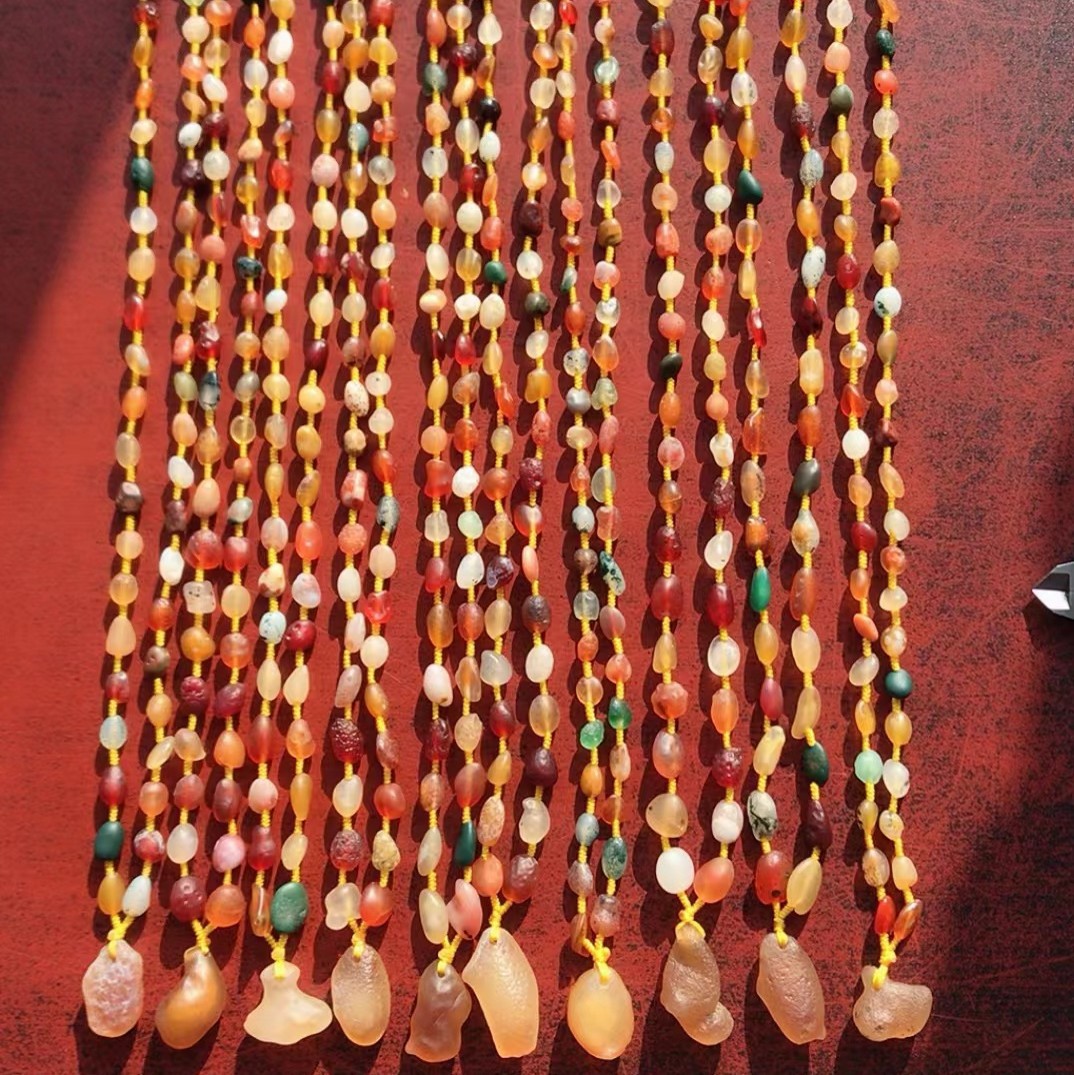 Factory wholesale natural Lashan Gobi stone agate color agate necklace