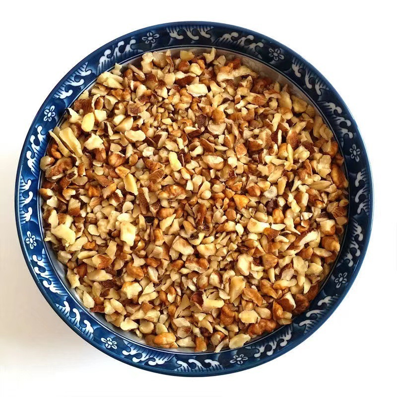 Walnut Kernels Crushed 2025 New Stock Original Flavor Raw Dried Four-Way Crushed Kernels 500g Thin Shell Bulk Wholesale from Manufacturer Freshly Picked Natural