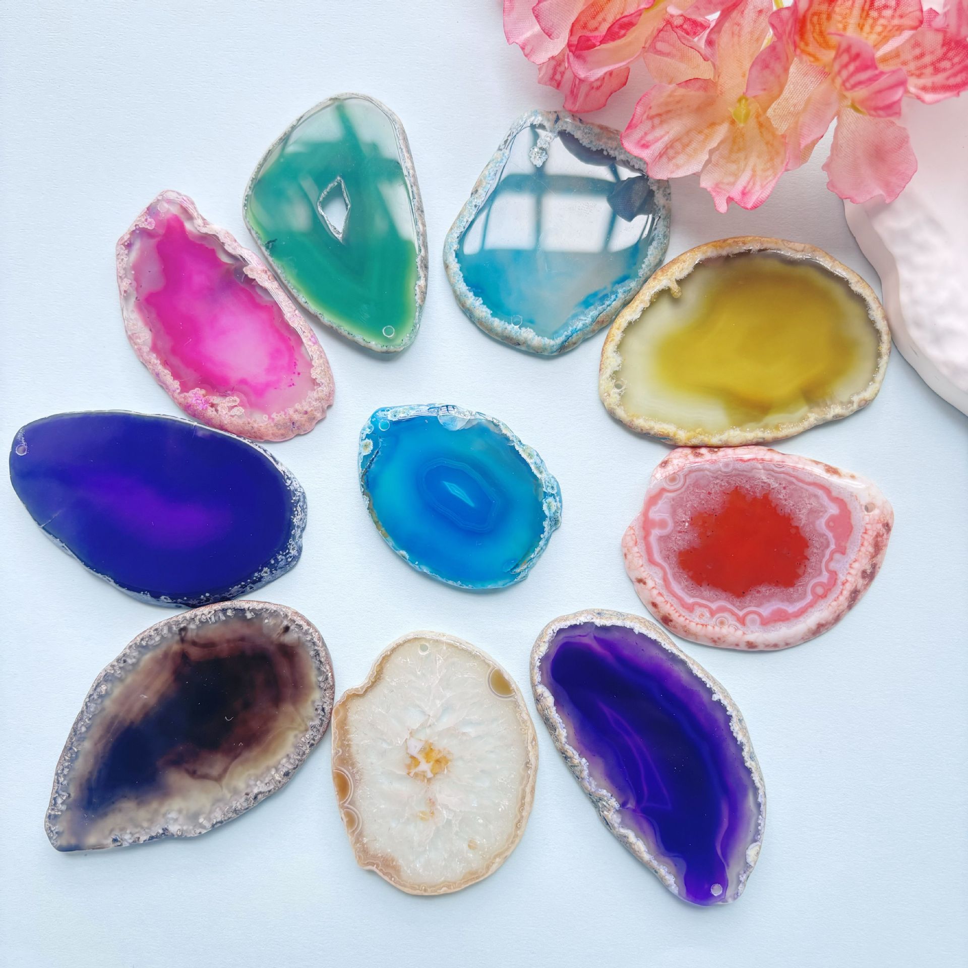 Кросс-бордовые горячие агатовые кусочки, ветровые колокольчики, оригинальные каменные срезы, чайный коврик, подвеска для свитера, освещение, агатовые кусочки, письменные принадлежности