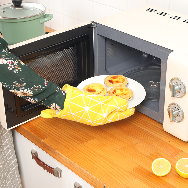 Cotton and Linen Oven Gloves Simple Wind Heat Insulation Gloves Hot Selling Anti-scalding Gloves Microwave Oven Baking Gloves