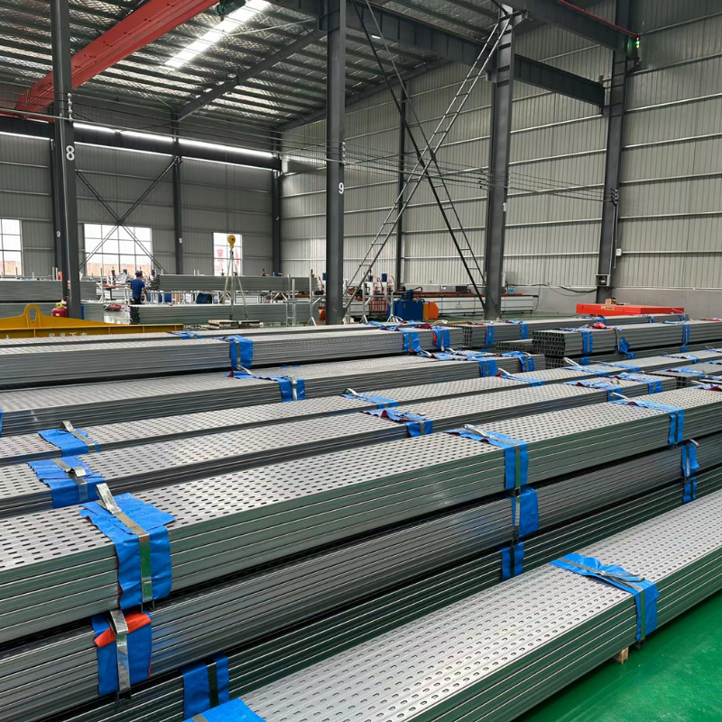 Tianjin Cold-Bent C-Shaped Steel Punched Roof Purlins Hot-Dip Galvanized Inverter Photovoltaic Brackets Bipv Earthquake-Resistant Brackets