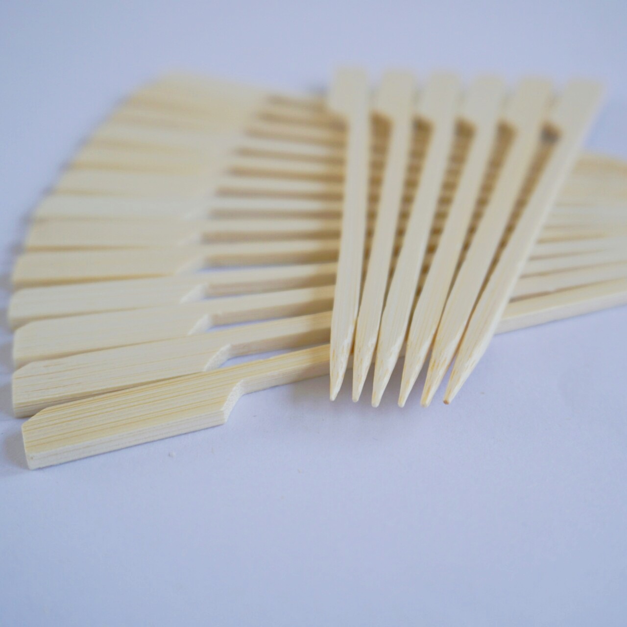 Bamboo Skewers Processing, Multi-Specification Barbecue Bamboo Skewers, Cold Skewers, Grilled Sausage Skewers, Customized Production, Can Be Processed with Hot Characters