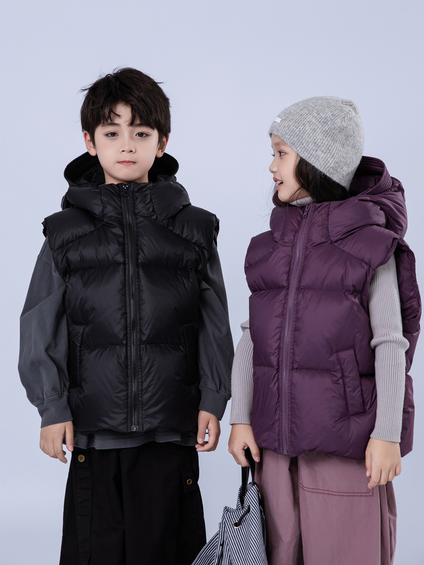 Children's Down Jacket 2024 New Vest for Boys and Girls Middle and Big Children Wearing Waistcoat Hat Thickened Vest Trendy