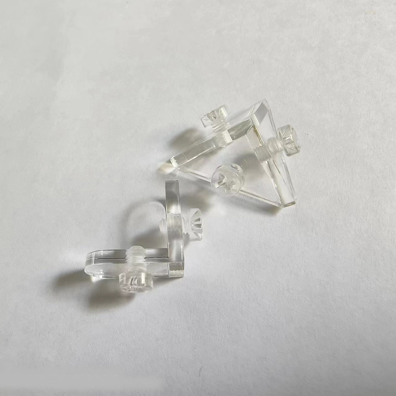 Manufacturer Acrylic Plexiglass Plate Box Fixed Buckle Removal Box Fastening Practical Transparent Triangle L-Shaped Corner Code