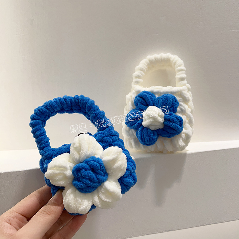 Finished crochet headset package Camellia creative couple Bluetooth protective case AirPods2pro Universal