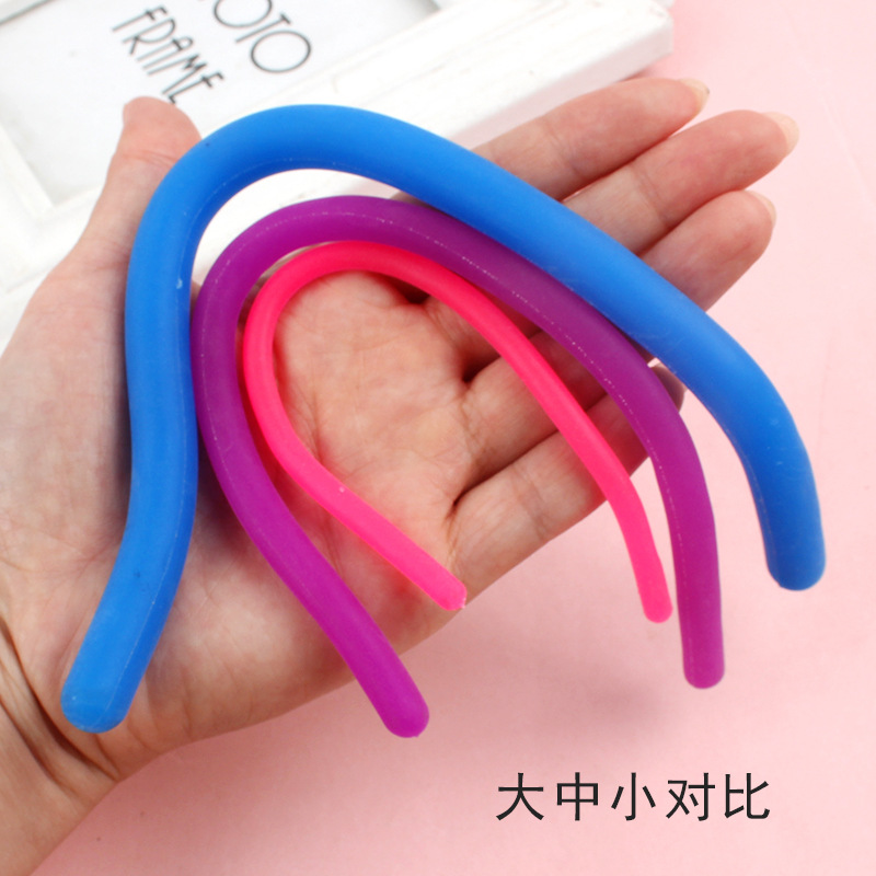 New Strange Stretch Decompression Tensile Noodle Rope Whole People Vent Toy Lala Le Soft Rubber Rope TPR Stretch Rope Batch