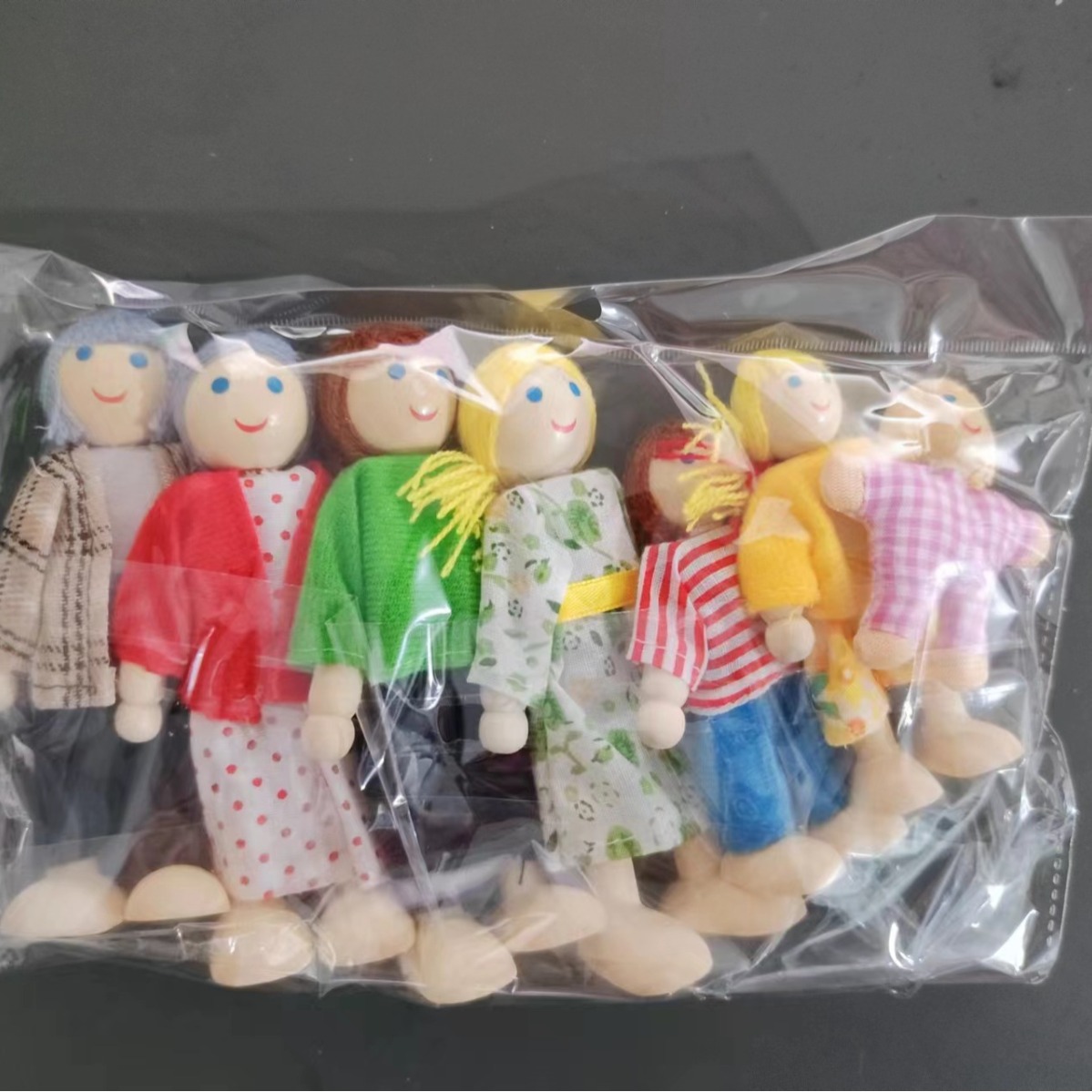 One Family Puppet Educational Toys, Movable Joints, Dedicated to Cross-border E-commerce