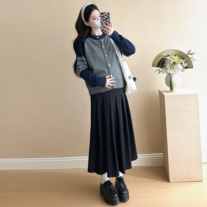 Maternity Knitted Preppy Style Top, Short Outwear, Pleated Woolen Skirt Suit