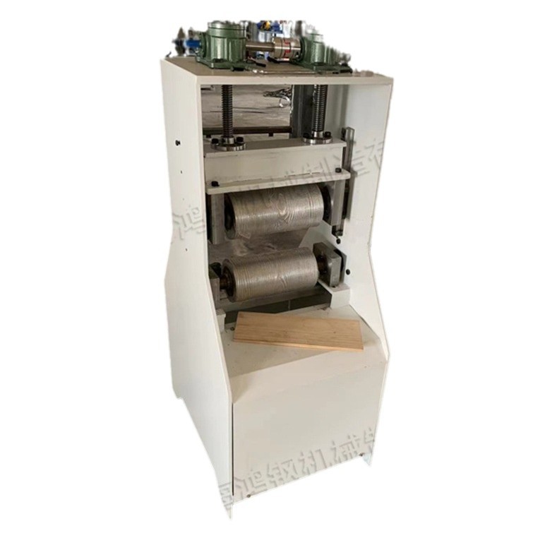 Furniture industry wood board engraving and embossing machine vertical small solid wood flooring embossing machine plywood embossing machine