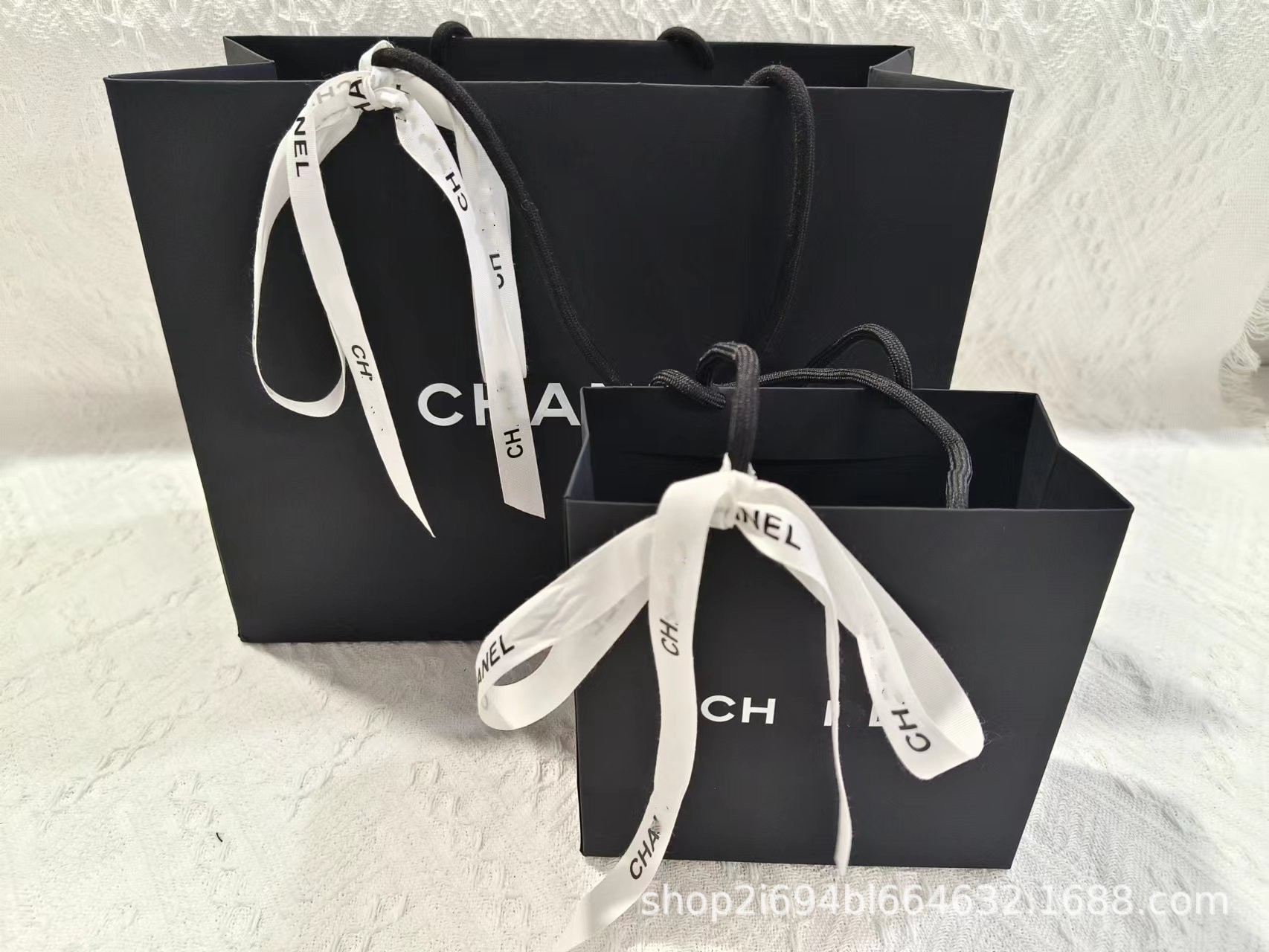 Xiaoxiang Original Touch Bag Lipstick Perfume Clothes Scarf Packaging Handbag Gift Box Gift Bag