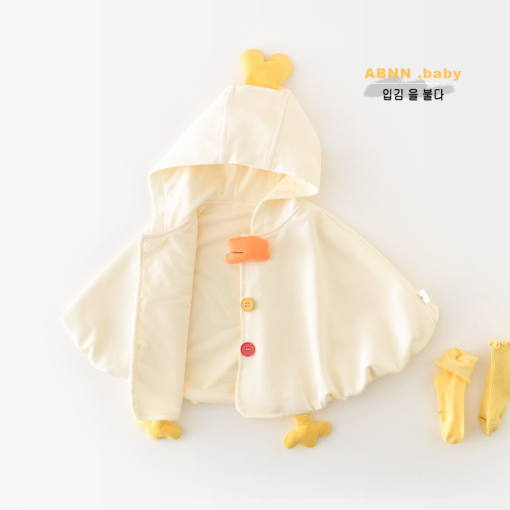 Yueji Clothing Spring Baby Cartoon Outing Clothes Newborn 0-3 Years Old Windproof Hooded Chicken Cloak 51106