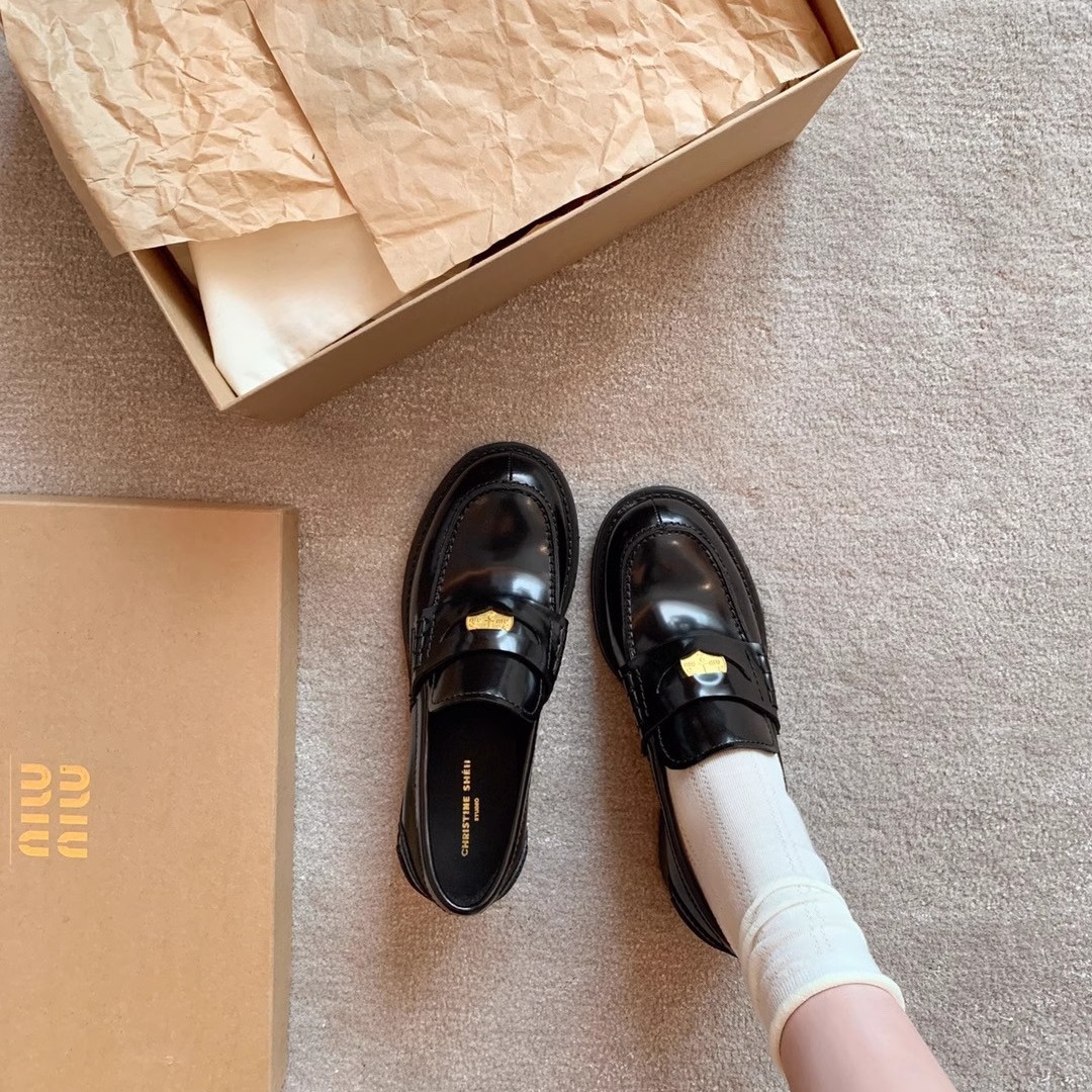 [Тот же Стиль, что и Су Цзя] Тот же Стиль, что и Чжан Юаньин~ Амиу Золотая Монета Широкий Каблук Слип-Он Лоферы Женские Кожаные Обувь