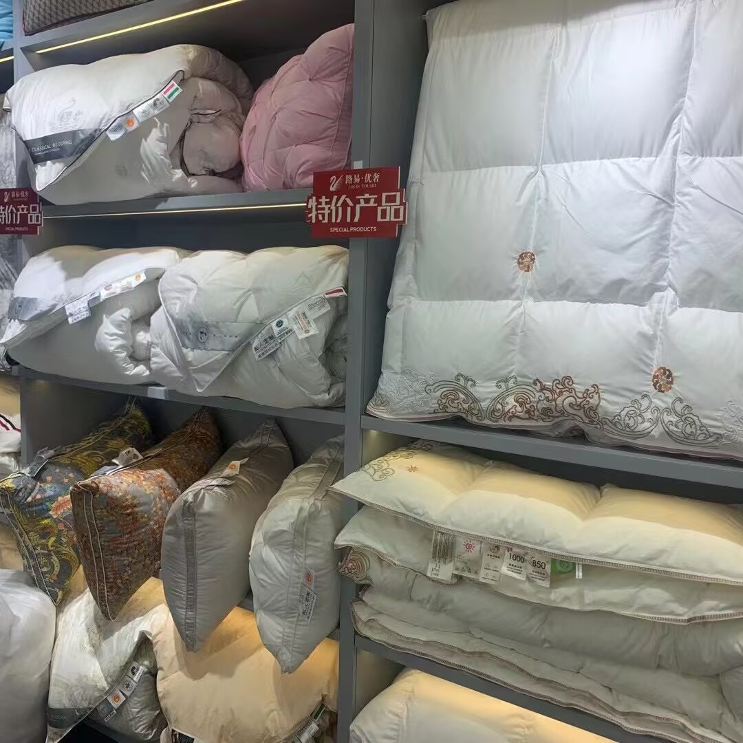 Star hotel duvet 95% white goose down quilt core 120 cotton satin padded warm quilt core spring, autumn and winter quilt