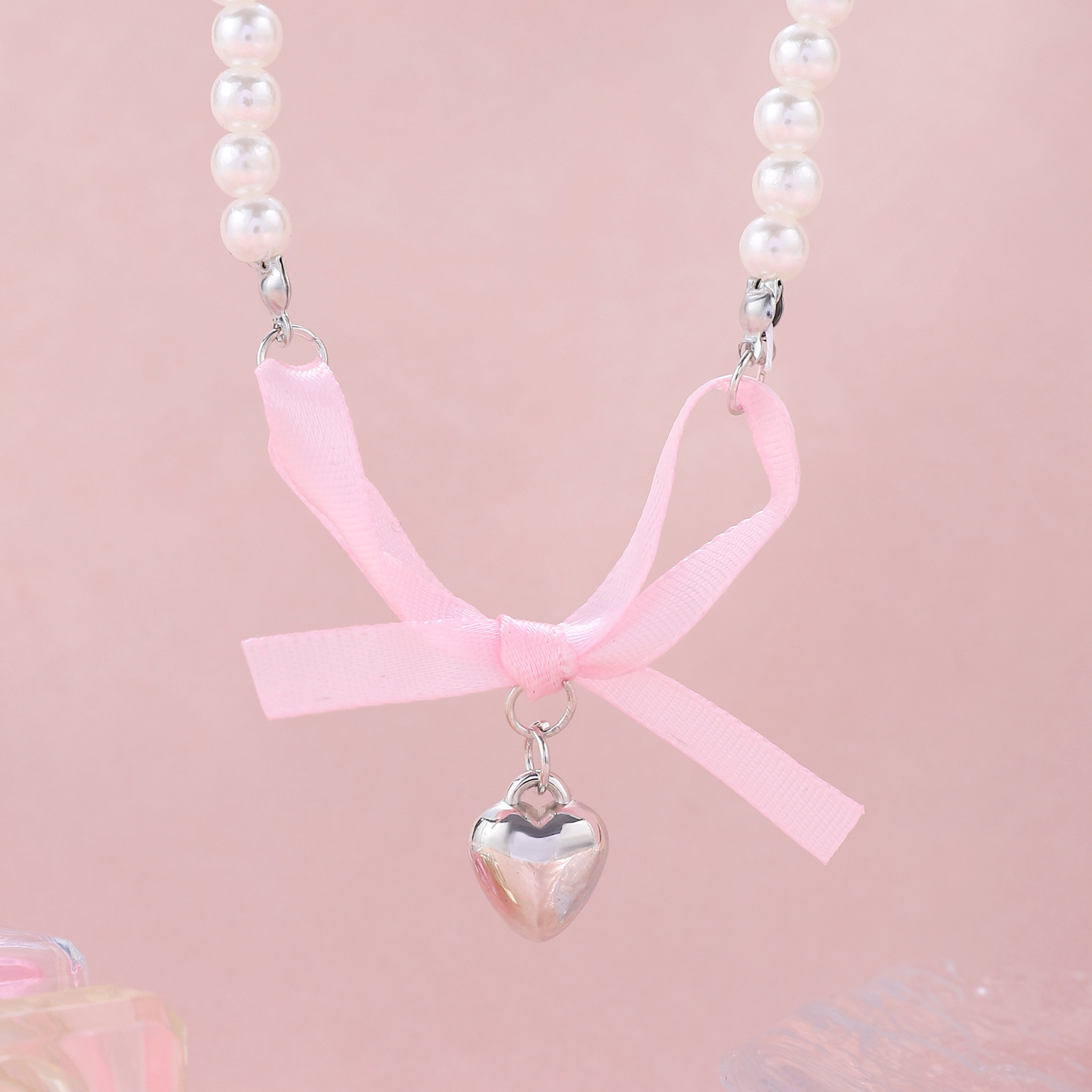Cross-border Hot-selling Export Jewelry European and American Fashion Versatile Pearl Heart Pink Bow Clavicle Chain Necklace