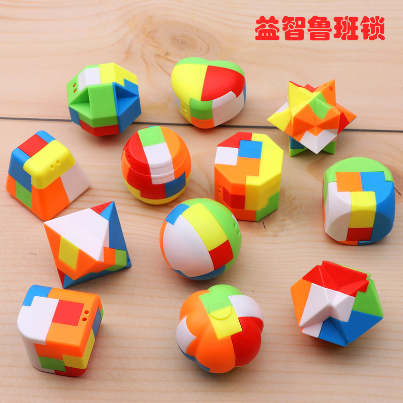 замок Лубан замок Конгминга пластиковый креативная группа разборка досуг студенческое обучение раннее образование образовательные детские игрушки