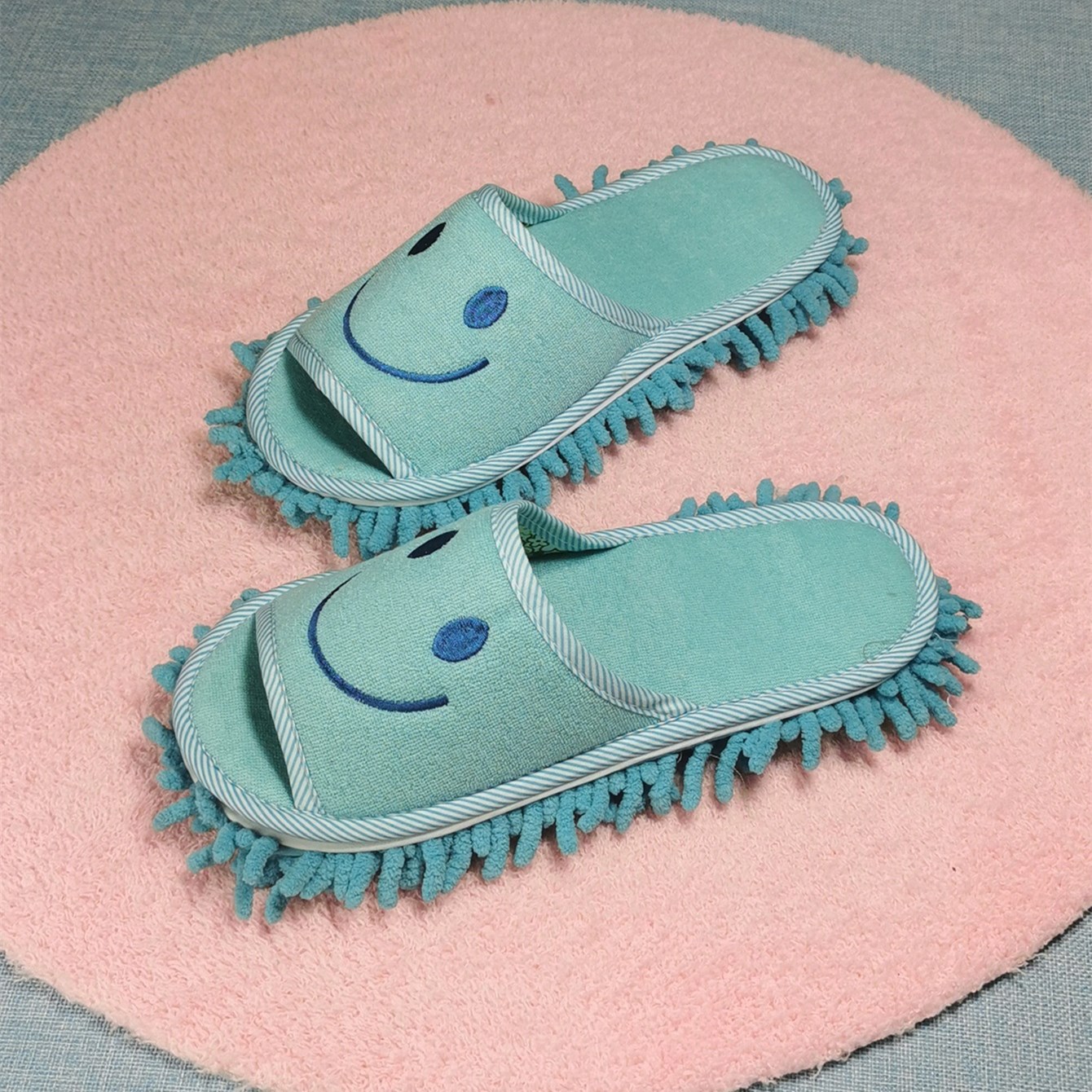 Cross-border foreign trade manufacturers towel embroidered lazy floor slippers Wood Floor Cleaning Mop Mop shoes detachable