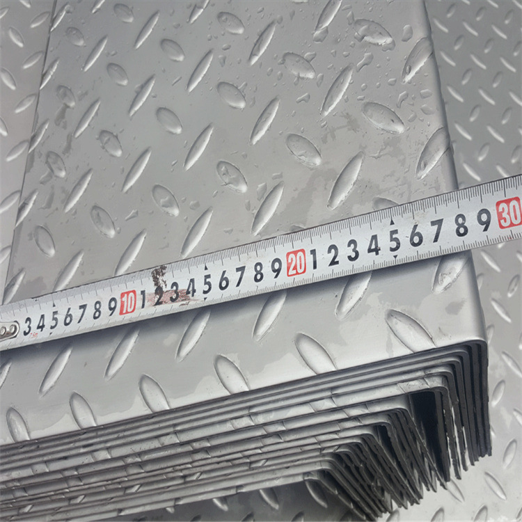 304/316 Stainless Steel Pattern Plate 3mm Thick Factory Workshop Floor Step Ladder Subway 5mm Anti-Slip Stainless Steel Plate