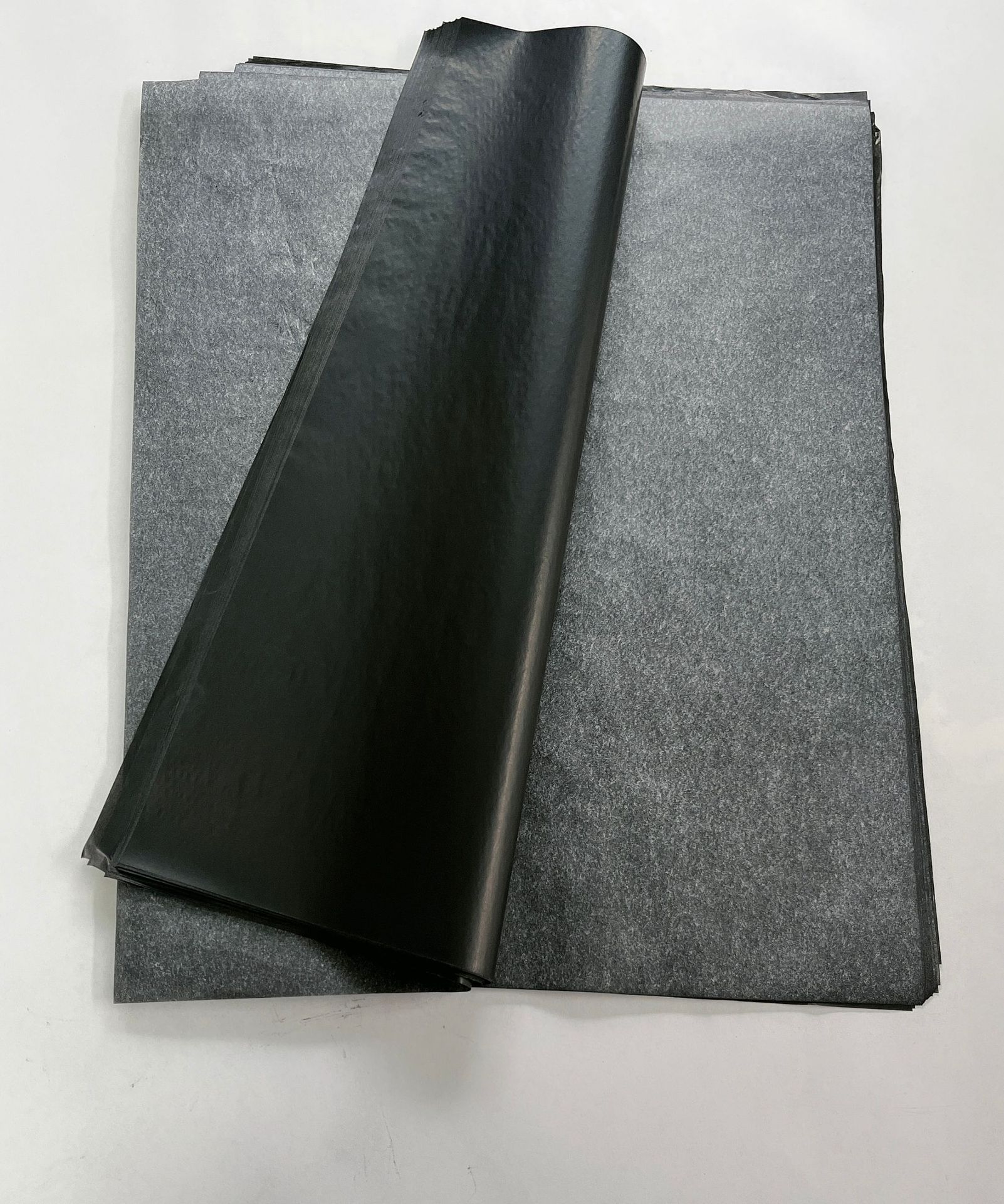 SOURCE manufacturer graphite carbon paper A4 single-sided Black. Blue. Red. White tracing painting rubbing can be fixed