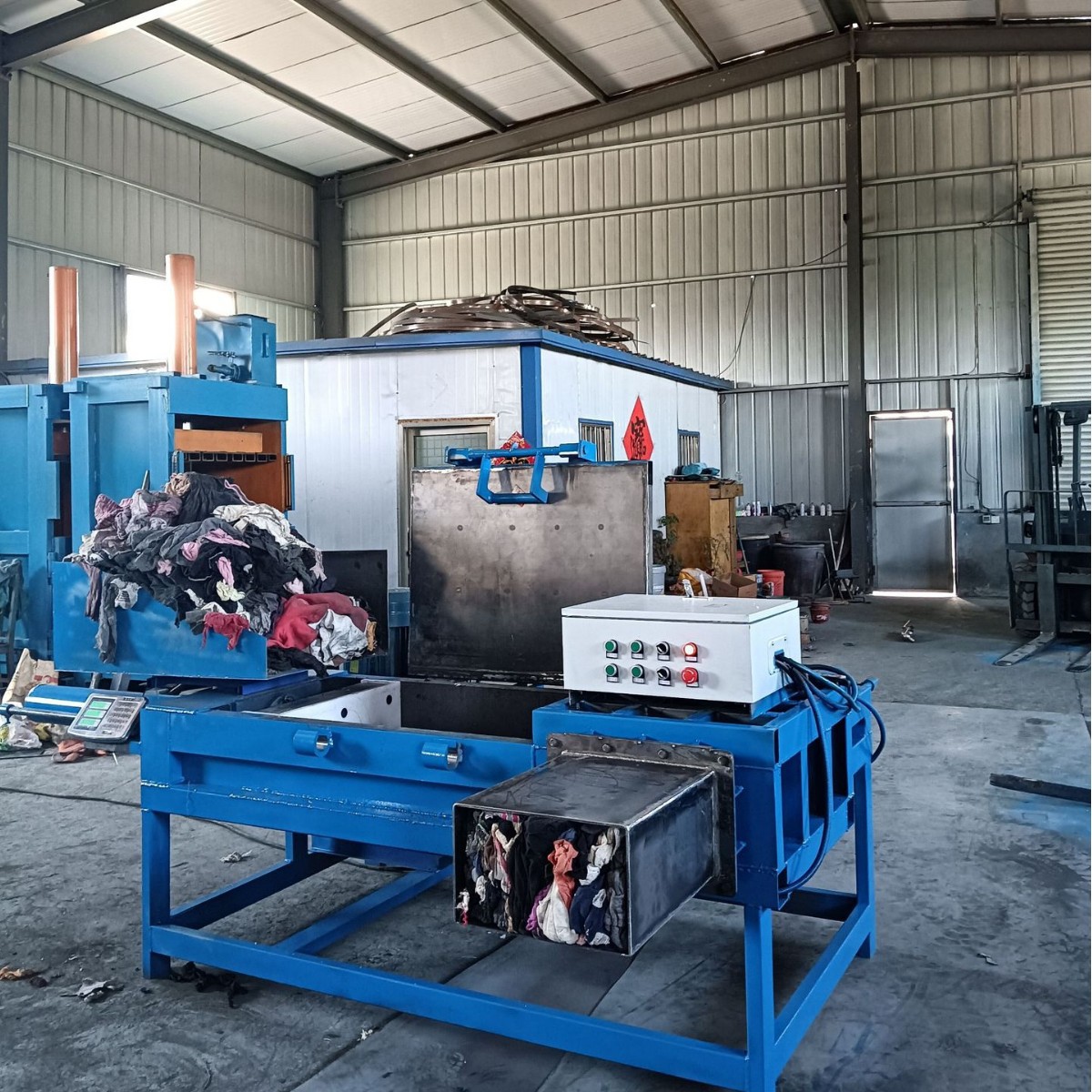 25kg Cloth Baling Machine for Old Clothes and Fabric Scraps Compression Bagging Machine 10kg Cloth Baling Machine