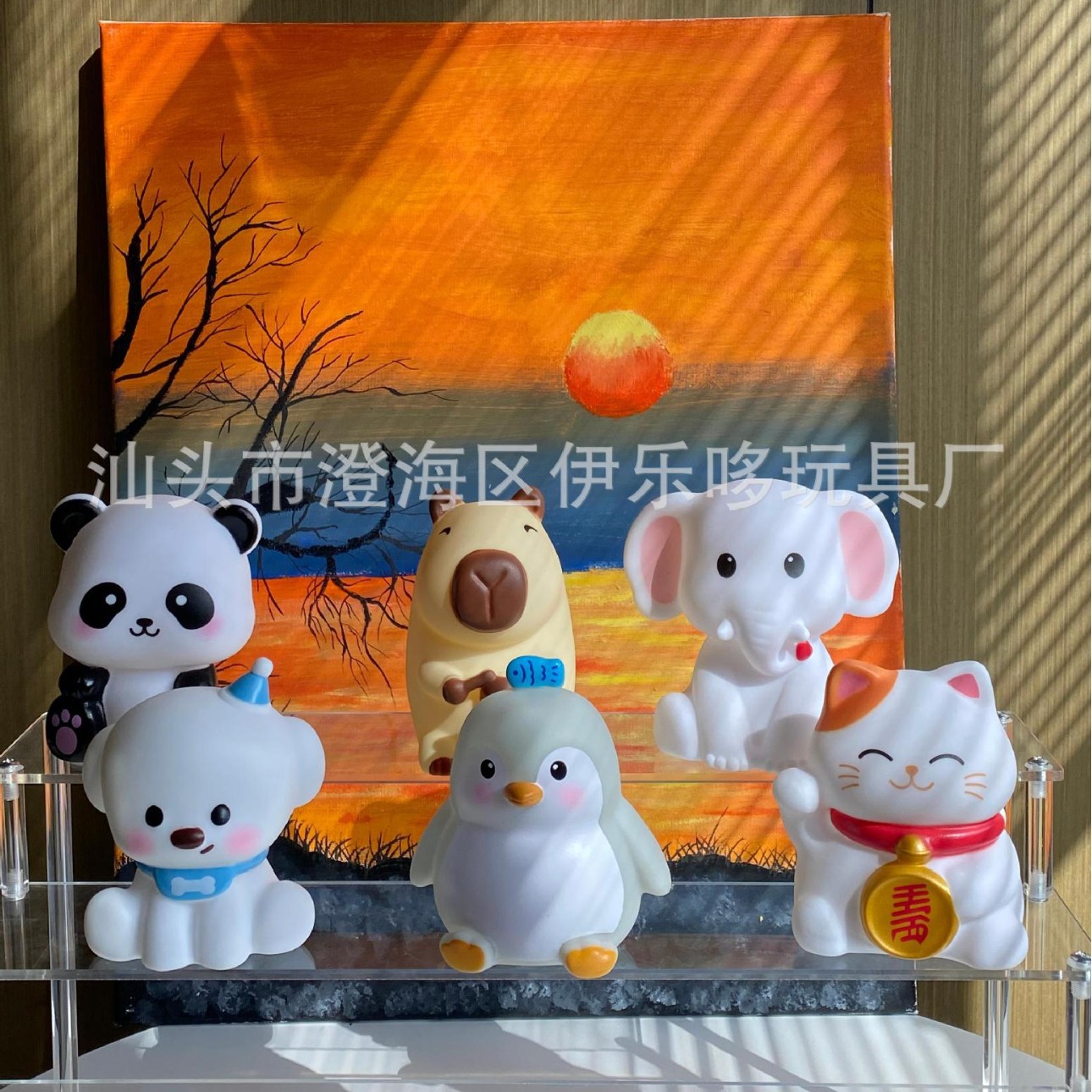 Vinyl Cartoon Animal Luminous Bedside Decoration Bedroom Night Light Cute Red Panda Night Market Cross-Border Gift Wholesale