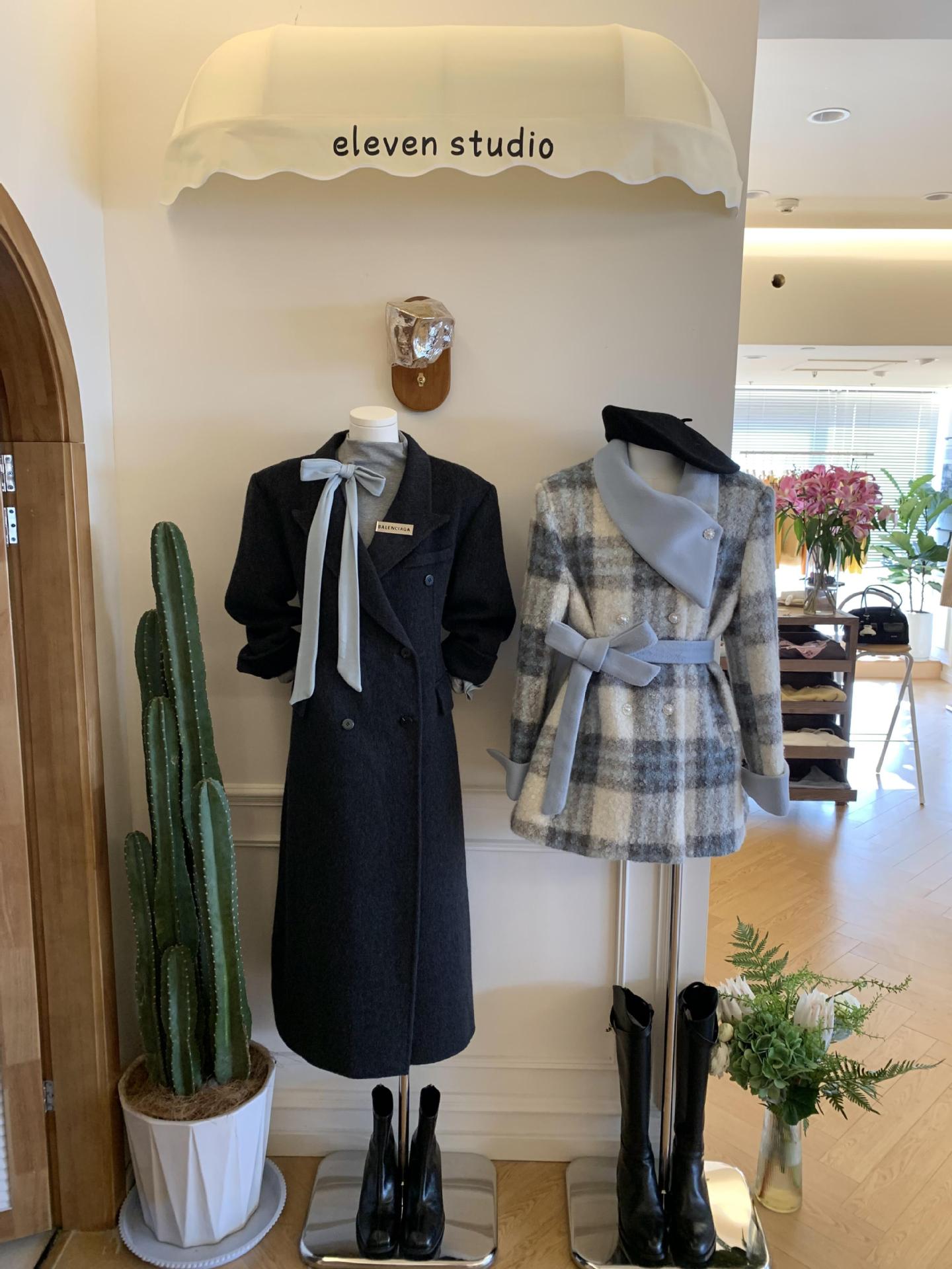 2025 Winter New Brand Women's Clothing Miscellaneous Bags Shenzhen Nanyou Factory Store Physical Live Broadcast Supply Wholesale