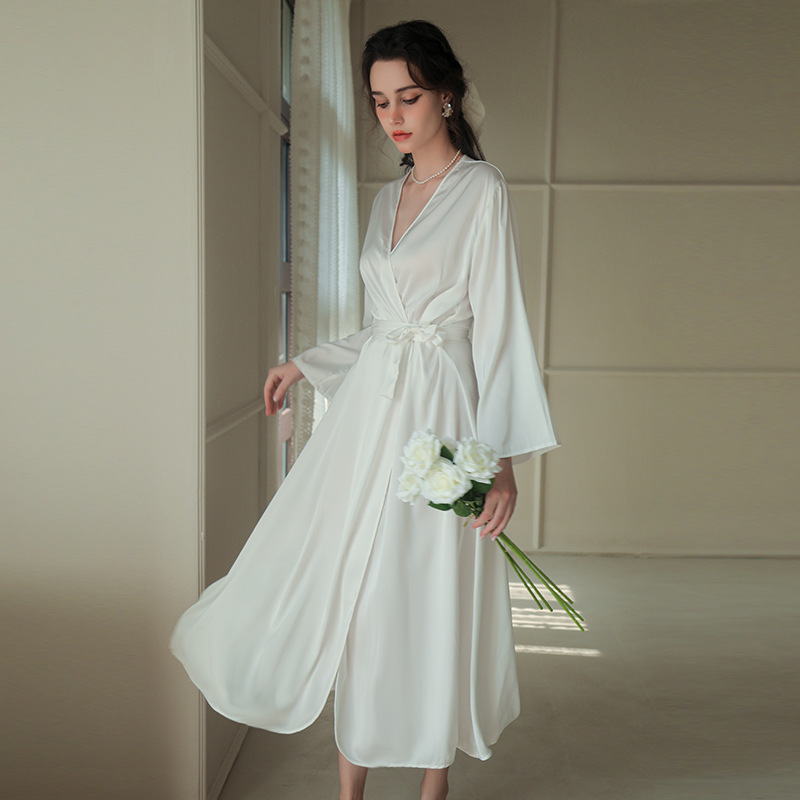 bride morning gown female red nightgown wedding makeup bridesmaid group wedding kimono satin long bathrobe