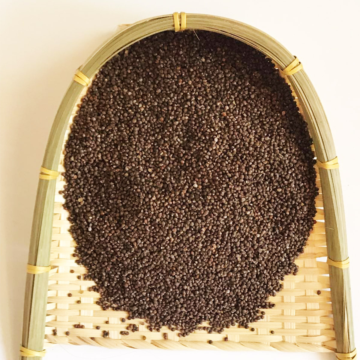 Gansu Loess Plateau Perilla Seeds 500g Pack Time Passes Old Variety New Stock Free Shipping