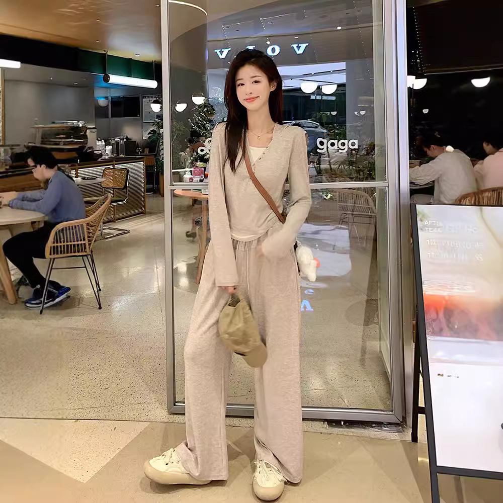 Glutinous Rice suit Two-piece Casual Sports suit Fake Two-piece Long-sleeved Top Women's Autumn High Waist Pants Wide-leg Pants
