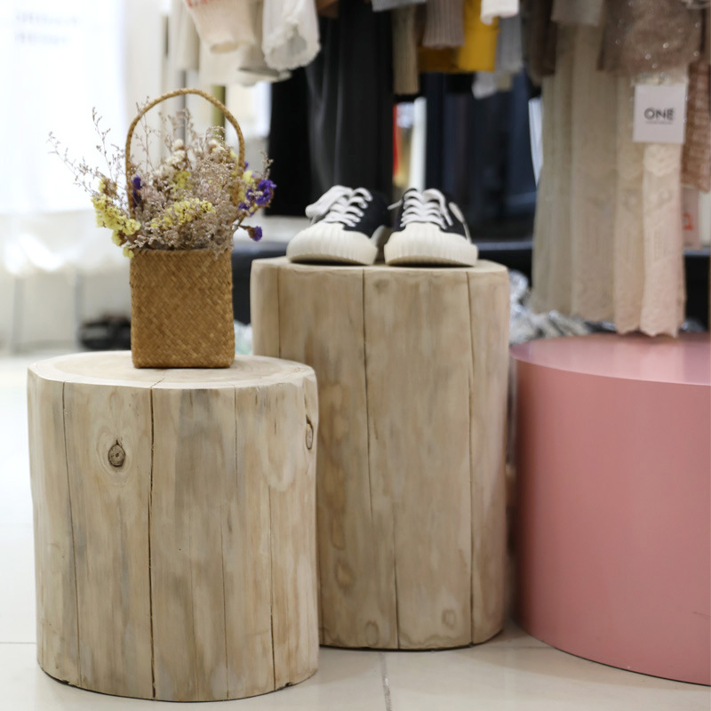 Nordic Solid Wood Round Stool, Log Tree Stump Ornament, Root Carving Stool, Wooden Stool for Changing Shoes, Living Room Wooden Coffee Table