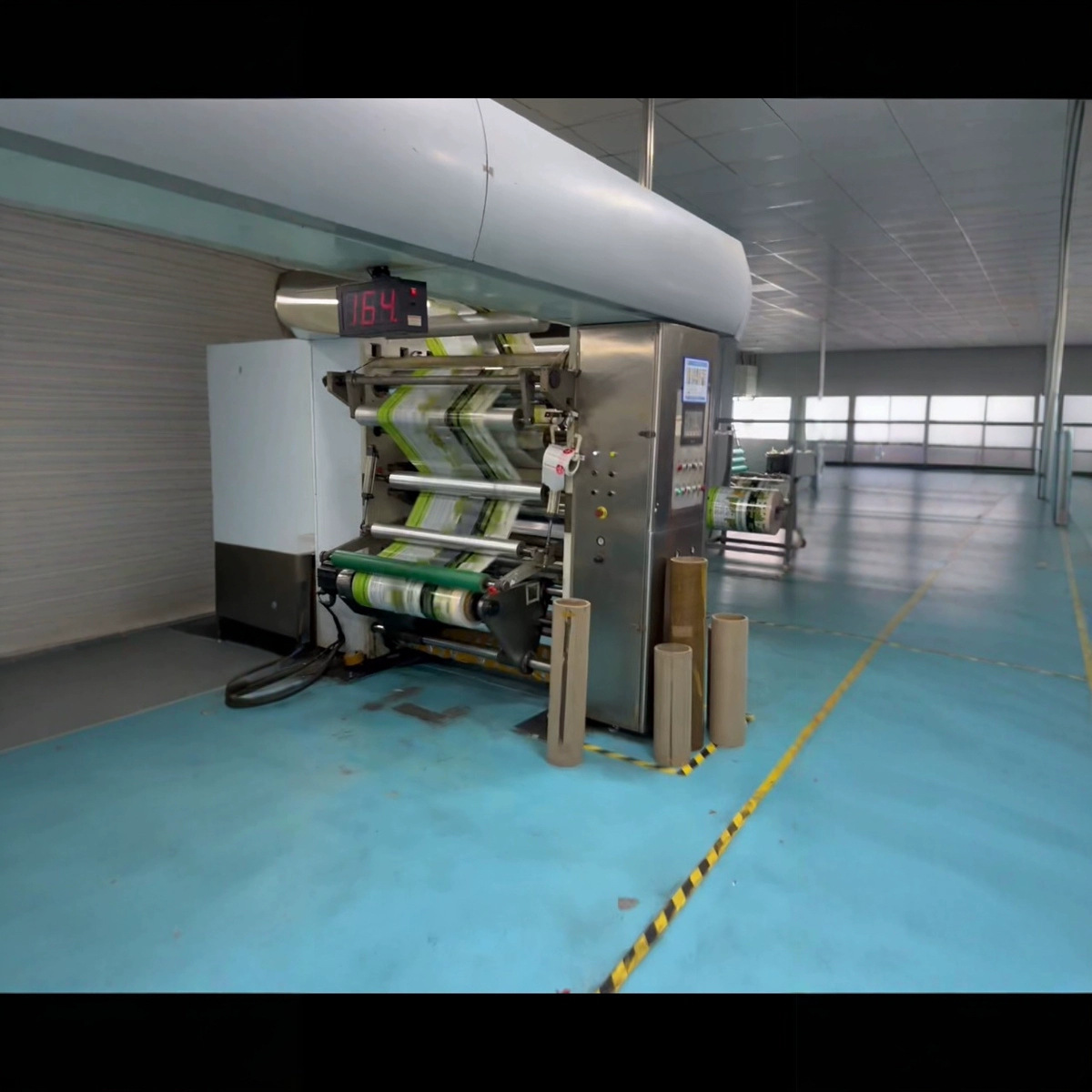 For Sale: 1050 Guangdong Jiachuang Solvent-Free, 350m Speeds, 3 Glue Sticks. if You Are Interested, Please Contact Me