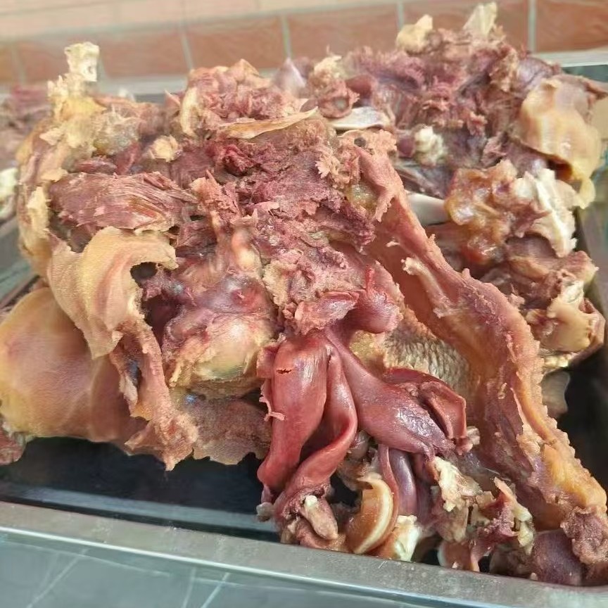 Приготовленное мясо головы говядины, очищенное желтое мясо с кожей, готовое к употреблению, оптовая продажа, жареные блюда из мяса головы