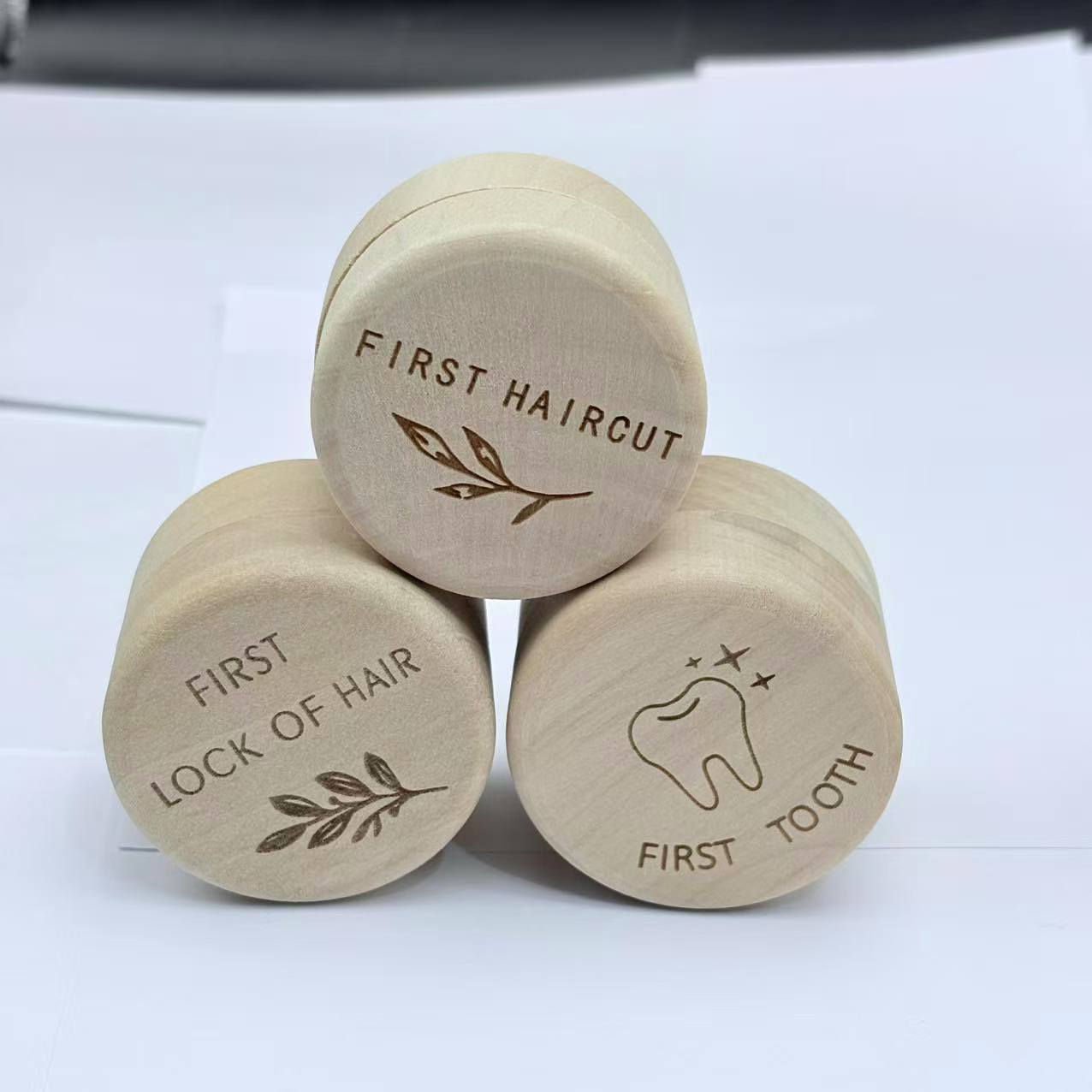 Round Jewelry About Solid Wood deciduous teeth Storage Engraving Commemorative Baby deciduous teeth Fetal hair Jewelry Earrings Storage Wooden Box