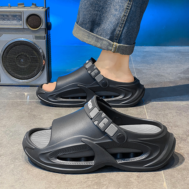 Slippers for Men to Wear Outside in Summer, Thick-Soled Driving Coconut Sandals, Outdoor Sports and Leisure Beach Shoes