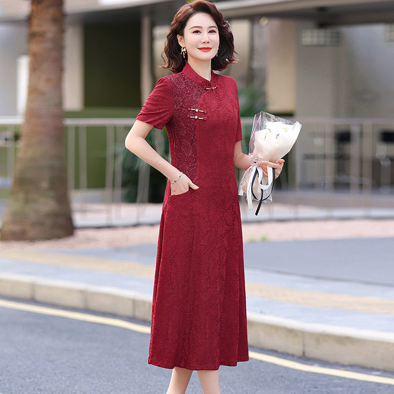 Mom's New Summer Style Improved Cheongsam Dress, Fashionable Middle-Aged and Elderly Women's Clothing, Chinese Style Slimming Look Skirt