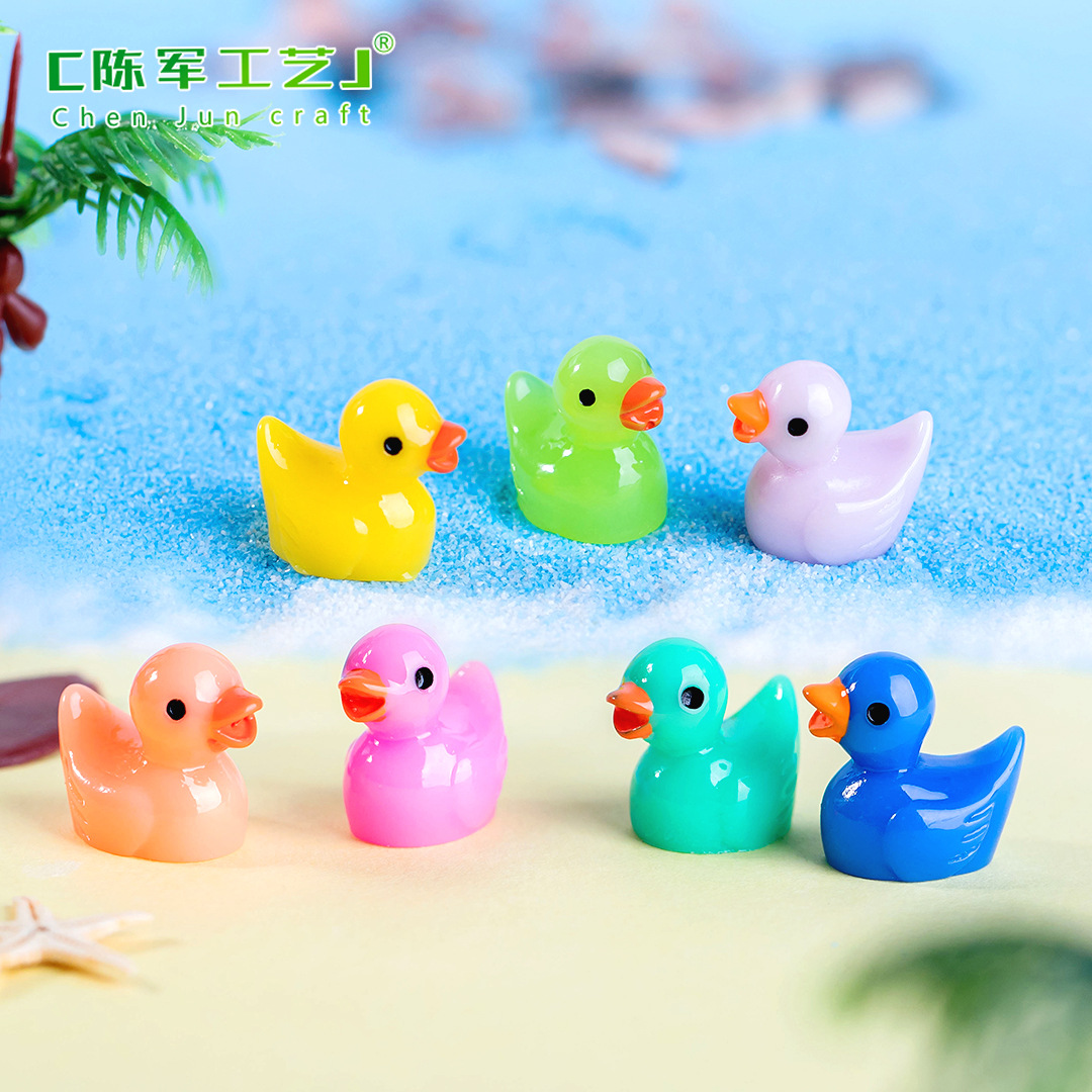 Little Yellow Duck Doll Pendant Moss Micro Landscape Miniature Ornaments Creative Decoration Accessories Resin Crafts