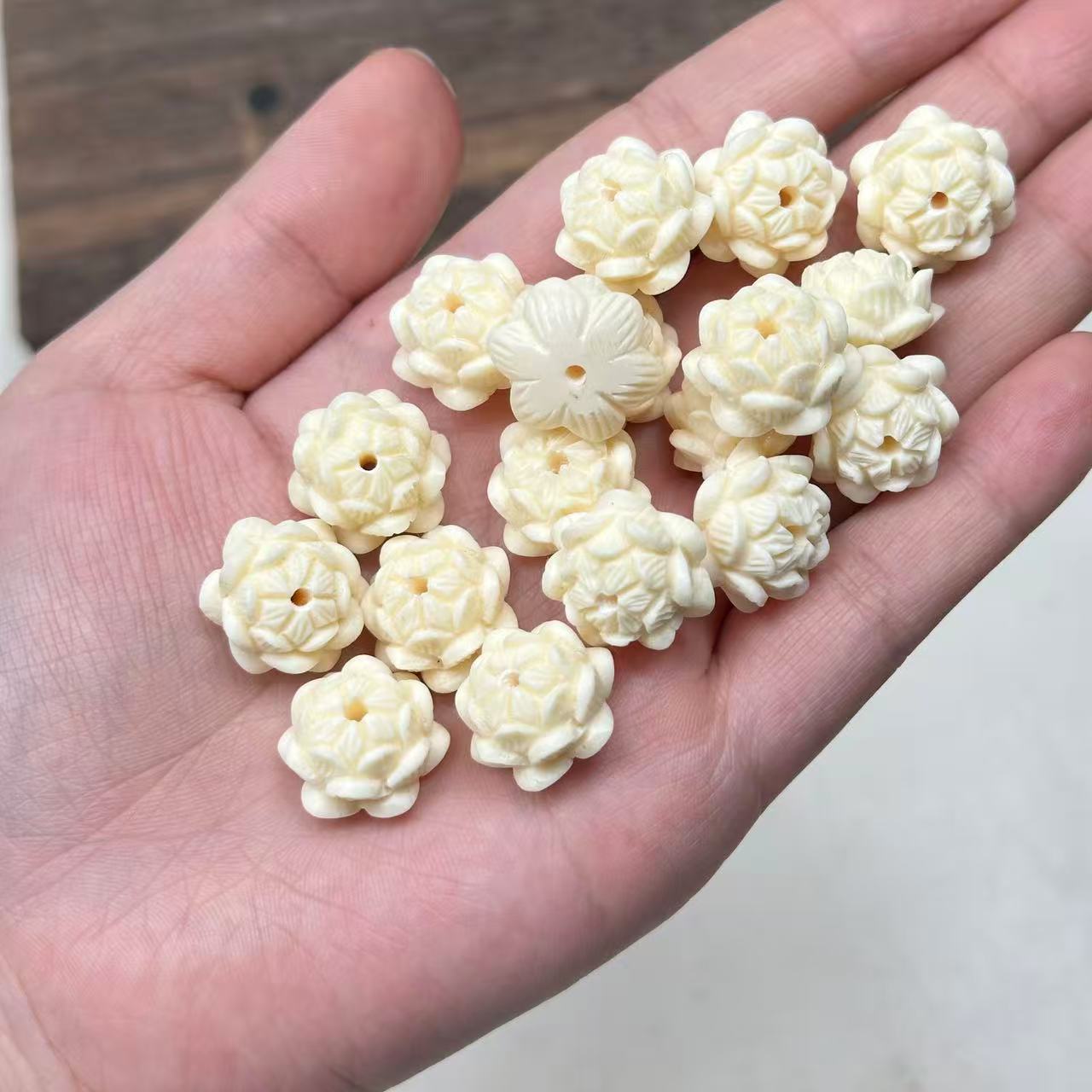 Ivory Lotus Carved Loose Beads Beaded Powder Pressed DIY Bodhi Fruit Bracelet Super Cute Accessories Handheld Accessories